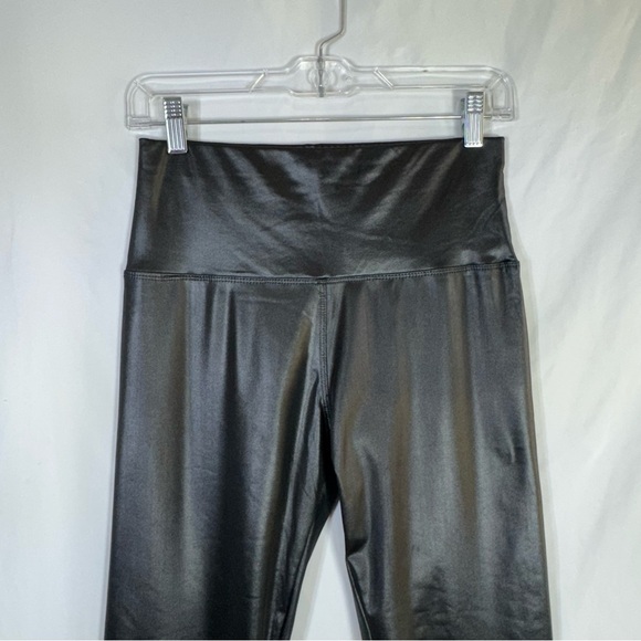 New Mix High Waisted Solid Black Faux Leather Leggings L/XL - Picture 3 of 7